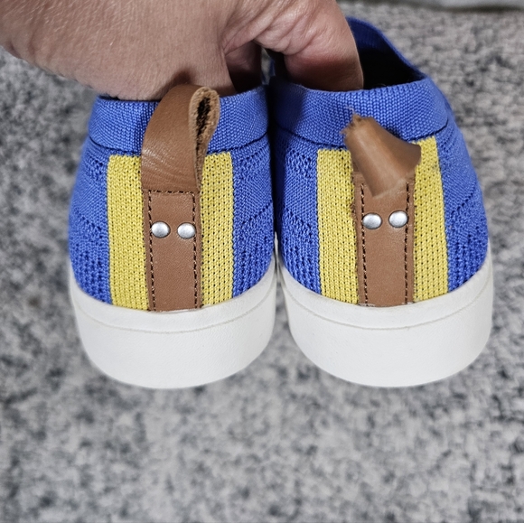 Ryka 9.5 M Perwinkle Blue Slip-On Shoes - Picture 2 of 6